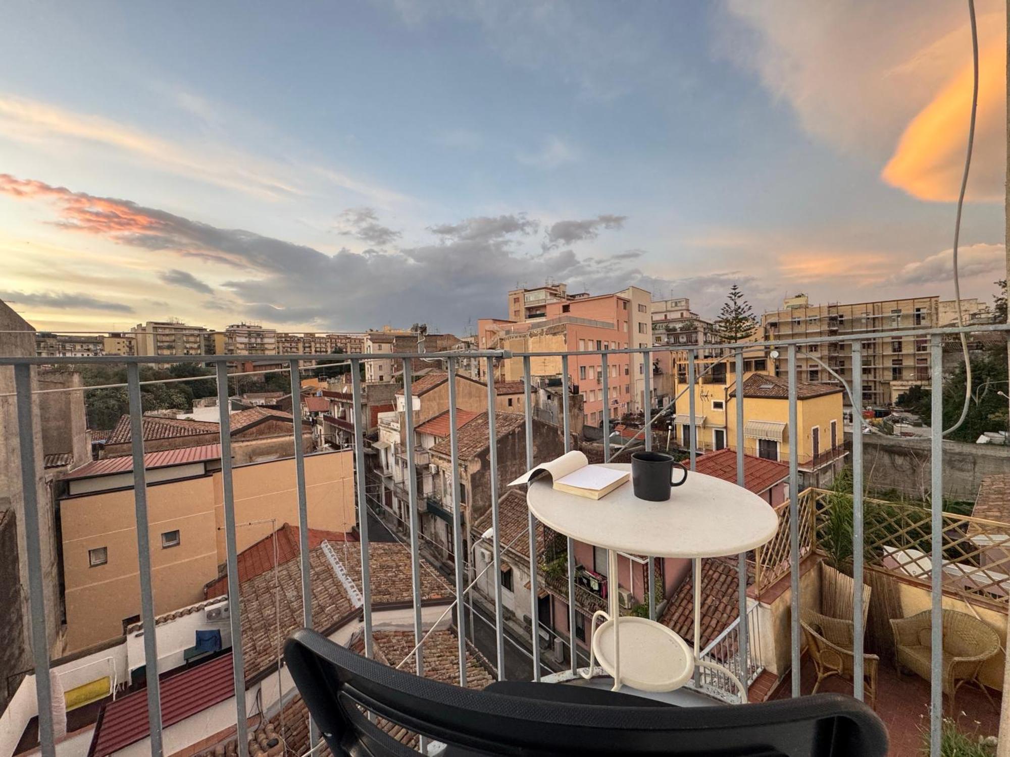 Attico Agora - Elegante Duplex Nel Cuore Di Катания Экстерьер фото